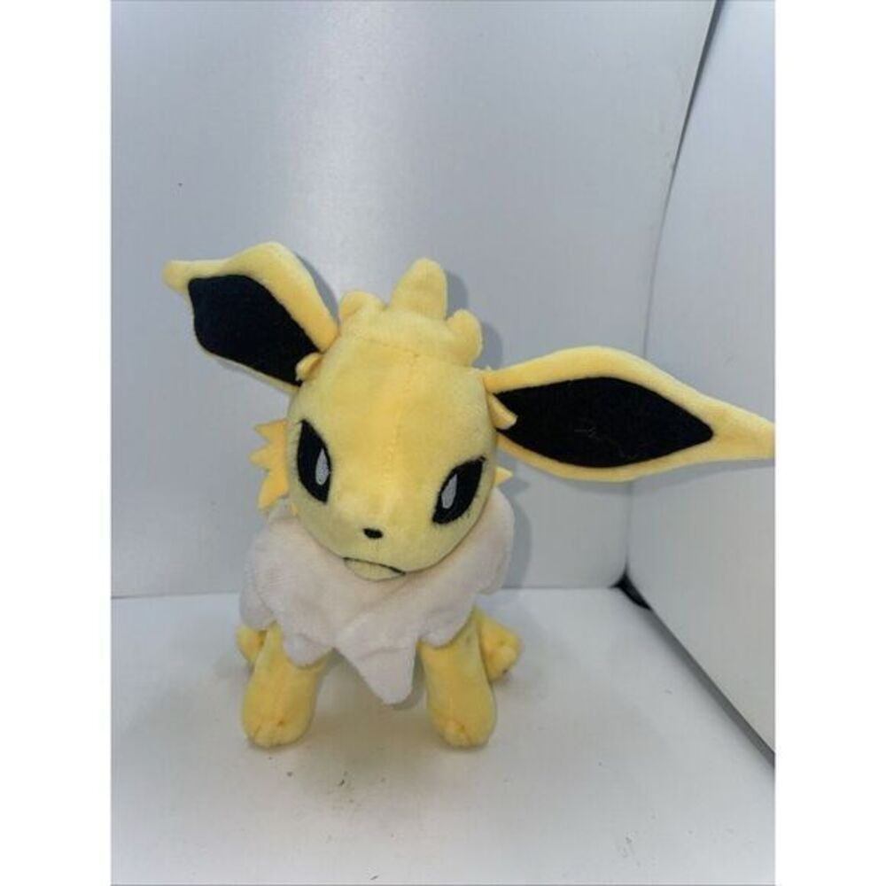 Jolteon Pokemon Center 2012 Plush Stuffed 6.5" Toy Nintendo Game Freak